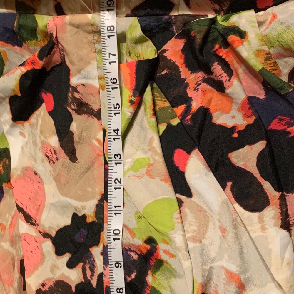 Vibrant and Gorgeous Jessica Simpson Dress